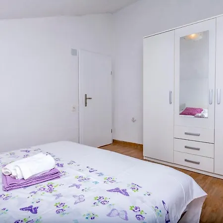 Apartment Medvidovic *