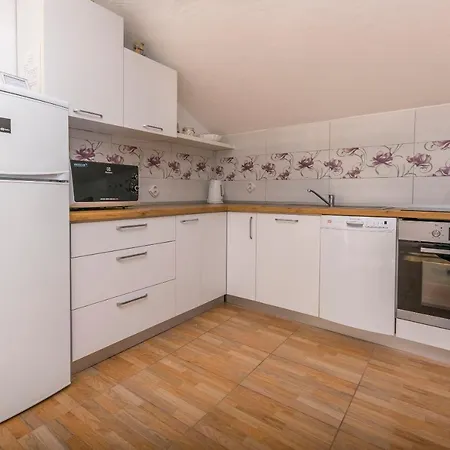 Apartment Medvidovic Rogoznica (Sibenik-Knin)