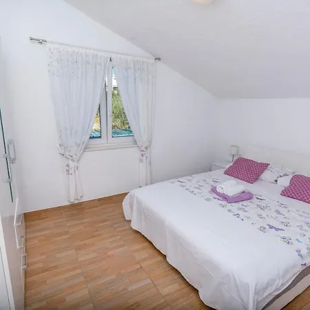 Apartment Medvidovic *