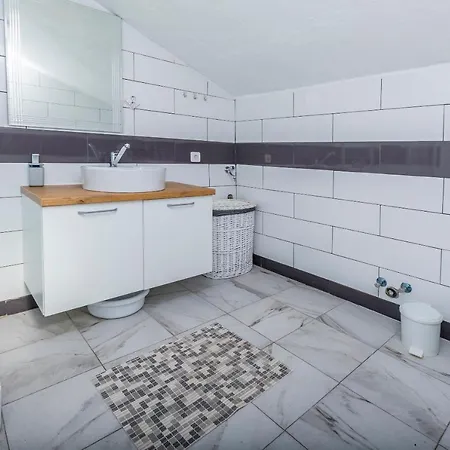 Apartment Medvidovic Rogoznica (Sibenik-Knin)